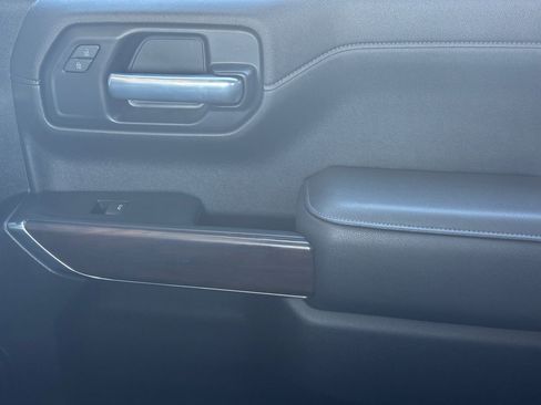 Used 2021 GMC Sierra 1500 SLT image 30