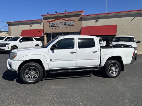 Used 2013 Toyota Tacoma PreRunner w/ SR5 Pkg image 18