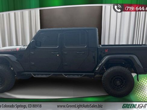 Used 2021 Jeep Gladiator Sport image 2
