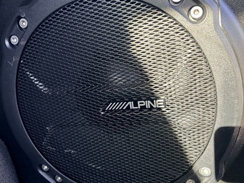 Used 2021 Jeep Wrangler Unlimited Rubicon 4xe w/ Steel Bumper Group image 12