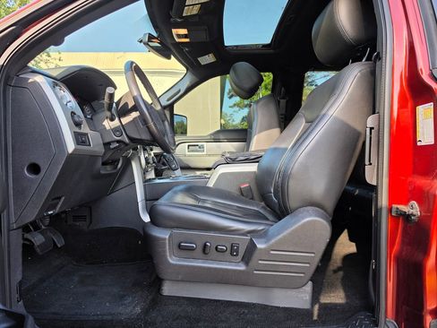 Used 2014 Ford F150 FX4 w/ Equipment Group 402A Luxury image 6