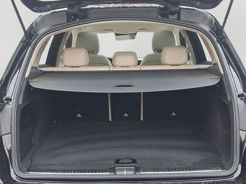 Used 2022 Mercedes-Benz GLC 300 4MATIC image 28