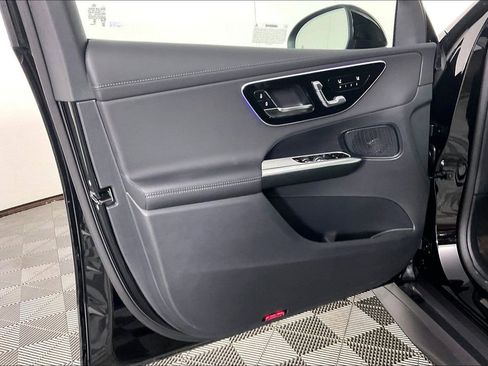 Used 2026 Mercedes-Benz GLC 300 4MATIC image 15