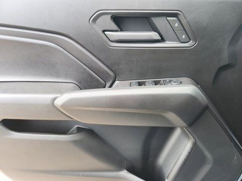 Used 2025 Chevrolet Colorado W/T w/ WT Custom Package image 24