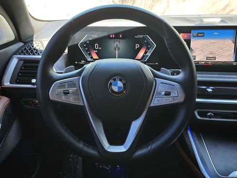Used 2023 BMW X7 xDrive40i w/ Executive Package AWD/4WD image 19