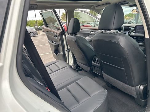 Certified 2023 Nissan Rogue SV w/ SV Premium Package image 29