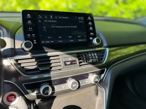 Used 2019 Honda Accord Sport image 24