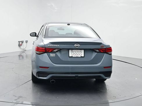 Used 2025 Nissan Sentra SR w/ SR Premium Package FWD image 21
