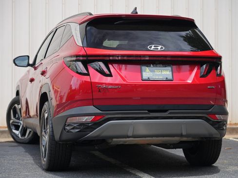 Used 2022 Hyundai Tucson Limited w/ Cargo Package AWD/4WD image 5