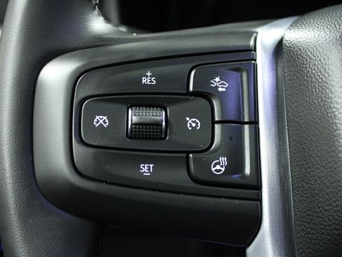 Used 2024 GMC Yukon XL SLT w/ SLT Premium Package image 21