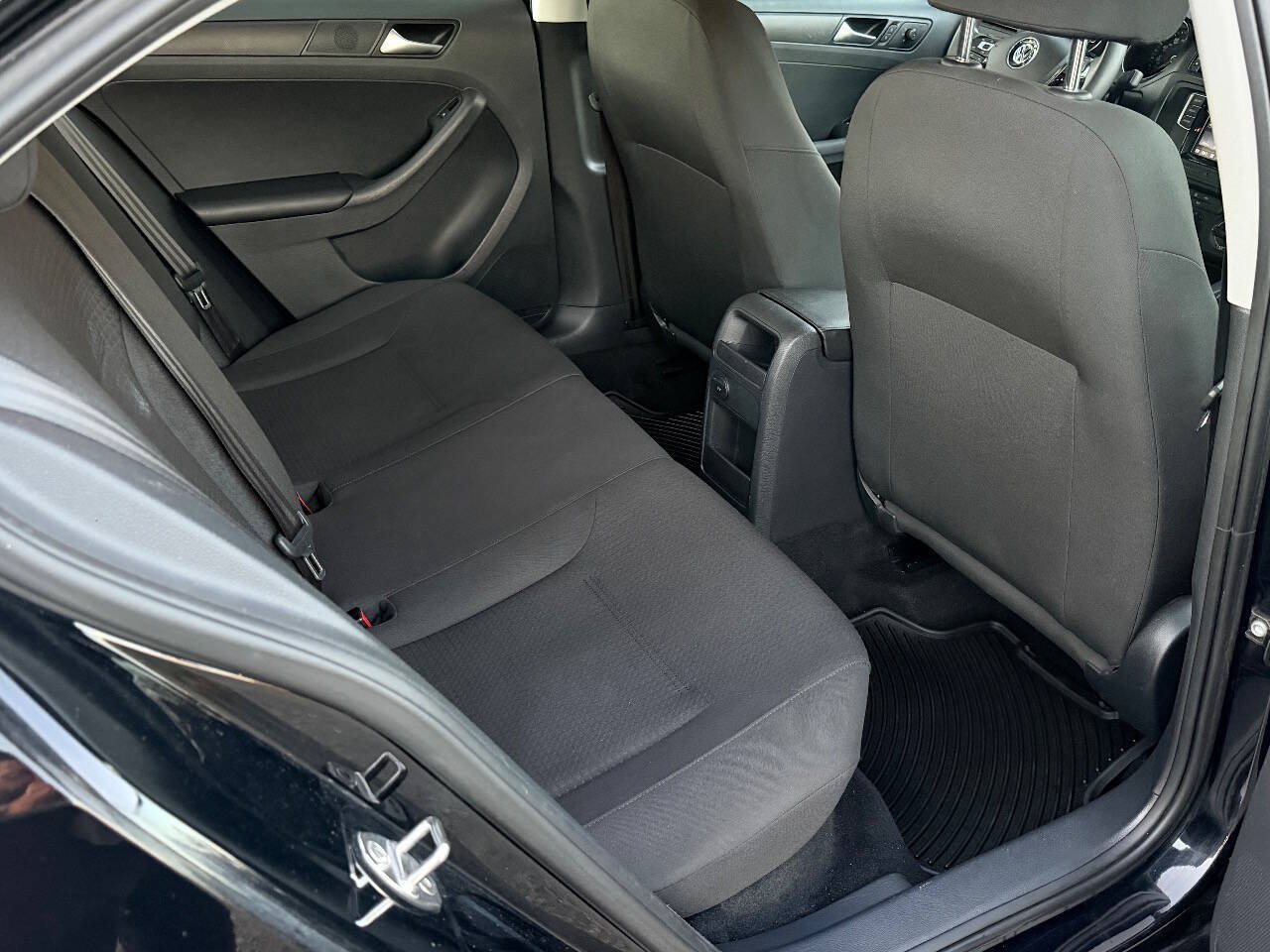 Used 2016 Volkswagen Jetta S FWD image 13