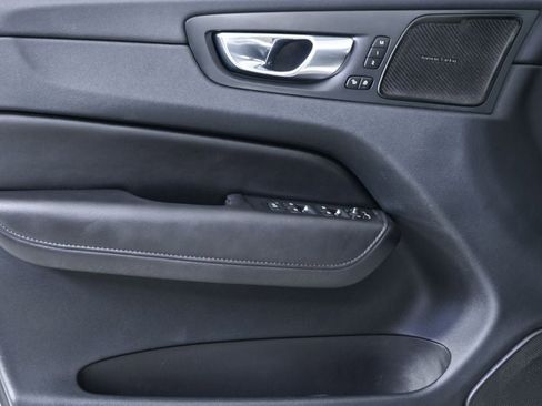 Certified 2023 Volvo XC60 B5 Plus w/ Protection Package Premier image 8