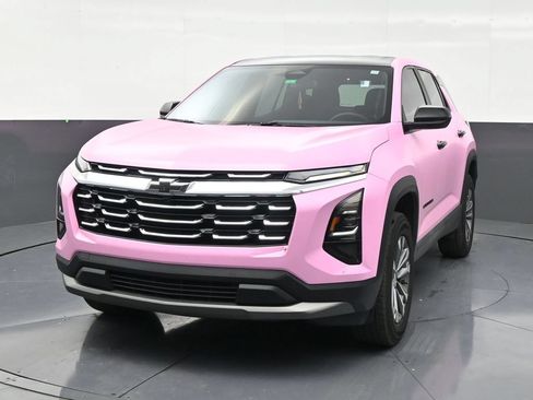 Used 2025 Chevrolet Equinox LT FWD image 8