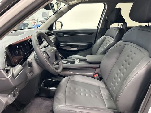 New 2026 Kia EV9 Wind image 9