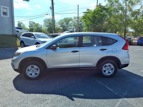 Used 2016 Honda CR-V LX image 7