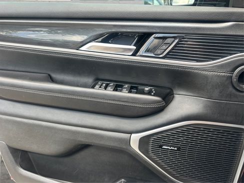 Used 2022 Jeep Wagoneer Series I w/ Convenience Group I AWD/4WD image 28