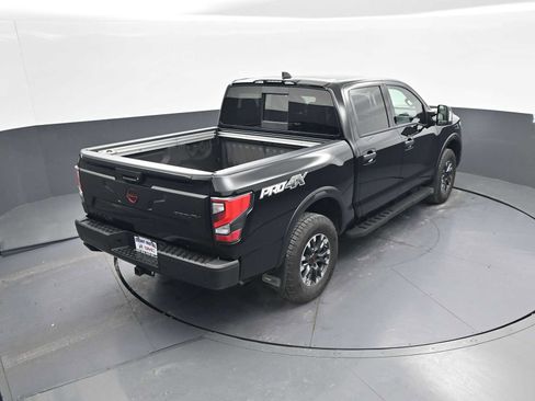 Used 2024 Nissan Titan PRO-4X w/ Pro-4x Convenience Package image 30