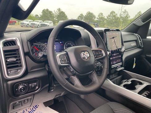 New 2026 RAM 1500 4x4 Crew Cab image 13