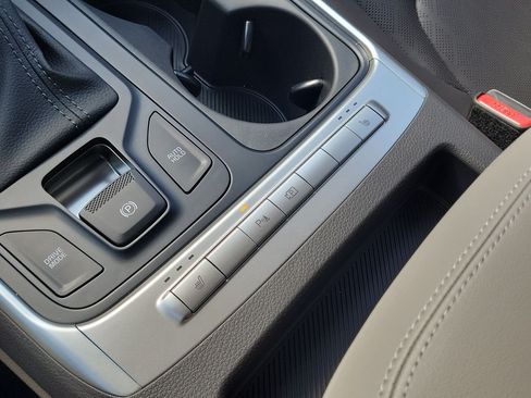 New 2026 Kia Carnival FWD image 34