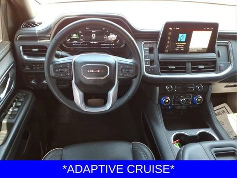 Used 2023 GMC Yukon SLT w/ SLT Luxury Package AWD/4WD image 5