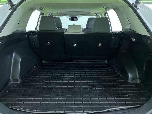 Used 2019 Toyota RAV4 XLE w/ Convenience Package AWD/4WD image 28