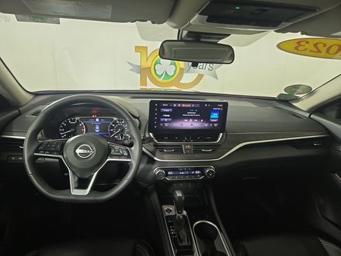 Used 2023 Nissan Altima 2.5 SL AWD/4WD image 13