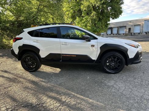 Certified 2025 Subaru Crosstrek 2.5i Wilderness AWD/4WD image 9