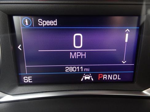 Certified 2022 Chevrolet Equinox RS image 21