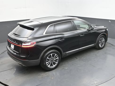 Used 2023 Lincoln Nautilus AWD w/ Premium Package image 39