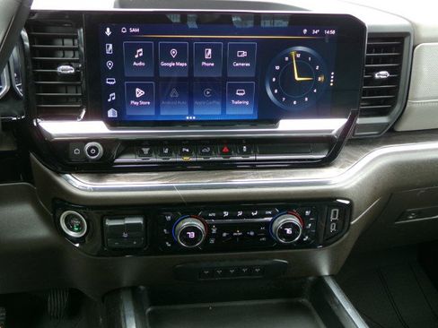 Used 2024 Chevrolet Silverado 3500 LTZ w/ LTZ Plus Package image 16