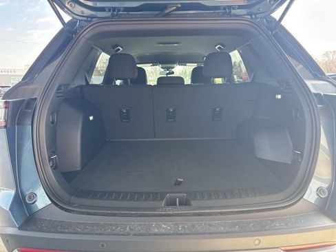 New 2026 Chevrolet Equinox LT w/ LPO, Floor Liner Package AWD/4WD image 33