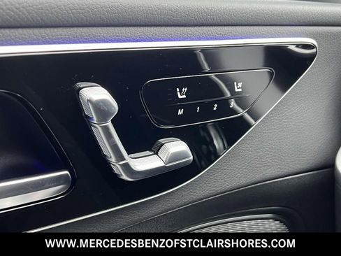 New 2025 Mercedes-Benz C 300 4MATIC Sedan image 28