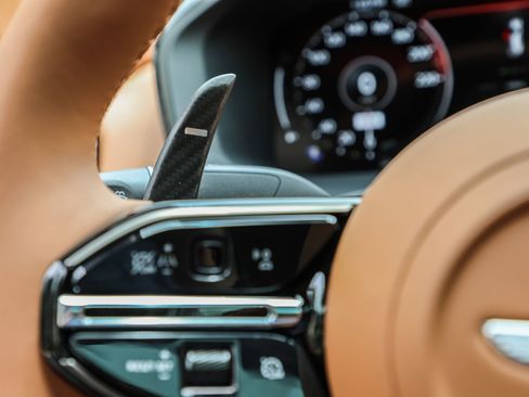 Used 2022 Aston Martin DBX AWD/4WD image 73