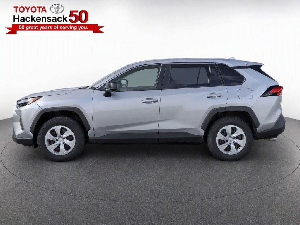 Certified 2025 Toyota RAV4 LE FWD image 38