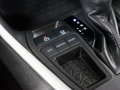 Certified 2024 Toyota RAV4 LE image 22