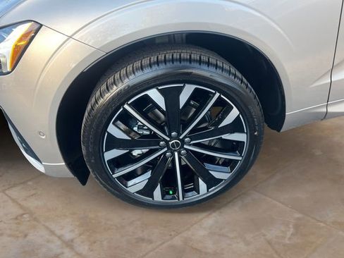 New 2026 Volvo XC60 B5 Ultra AWD/4WD image 14