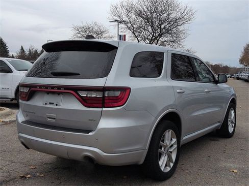 Used 2023 RAM 1500 Laramie image 3