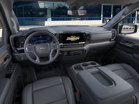 New 2026 Chevrolet Silverado 1500 LT w/ Z71 Off-Road Package AWD/4WD image 15