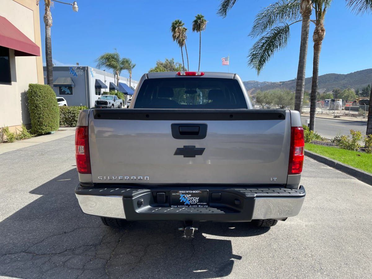 Used 2008 Chevrolet Silverado 1500 LT w/ Towing Package RWD image 6