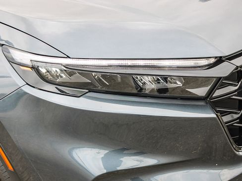 Used 2025 Honda CR-V Sport-L image 4