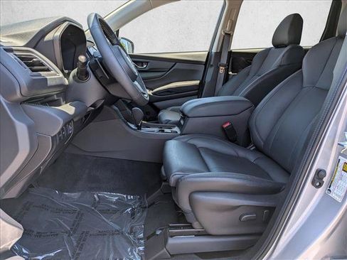 Certified 2025 Subaru Ascent Bronze Edition AWD/4WD image 17