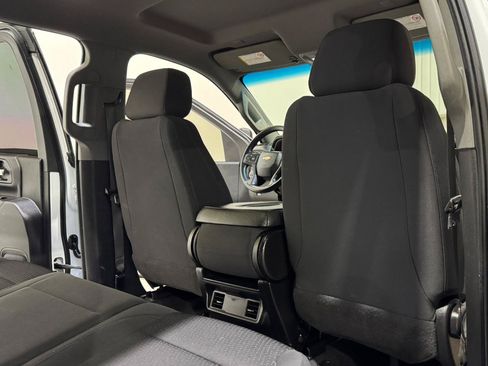 Used 2021 Chevrolet Silverado 2500 Custom w/ Custom Value Package AWD/4WD image 15