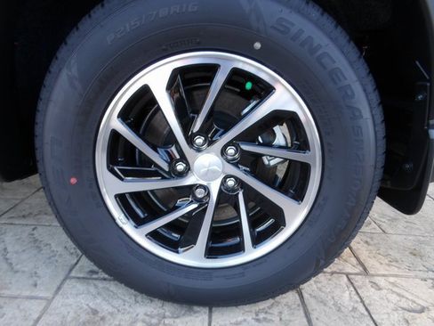 New 2026 Mitsubishi Eclipse Cross ES image 10