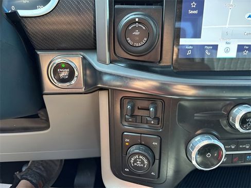 Used 2022 Ford F150 Limited image 18