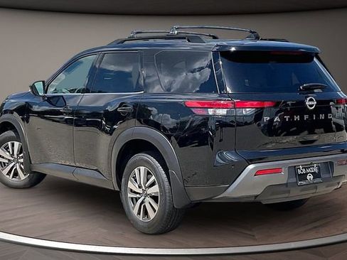 New 2026 Nissan Pathfinder SL AWD/4WD image 3