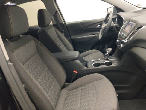 Used 2024 Chevrolet Equinox LT w/ LPO, Floor Liner Package image 21