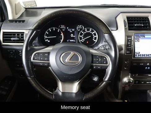 Used 2021 Lexus GX 460 Premium w/ Premium Package AWD/4WD image 5
