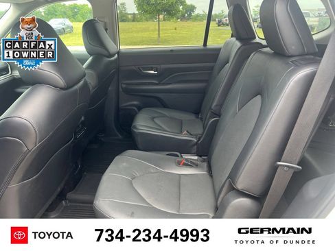 Used 2024 Toyota Grand Highlander AWD Hybrid image 19