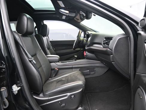 Used 2021 Dodge Durango R/T w/ Tow 'N Go Package image 35