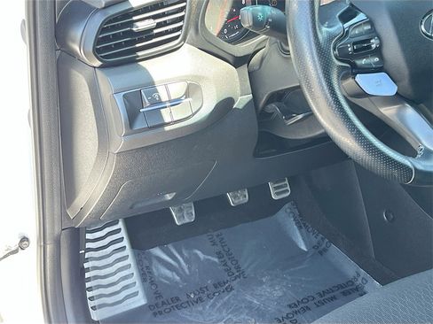 Used 2020 Hyundai Veloster N w/ Performance Package image 10